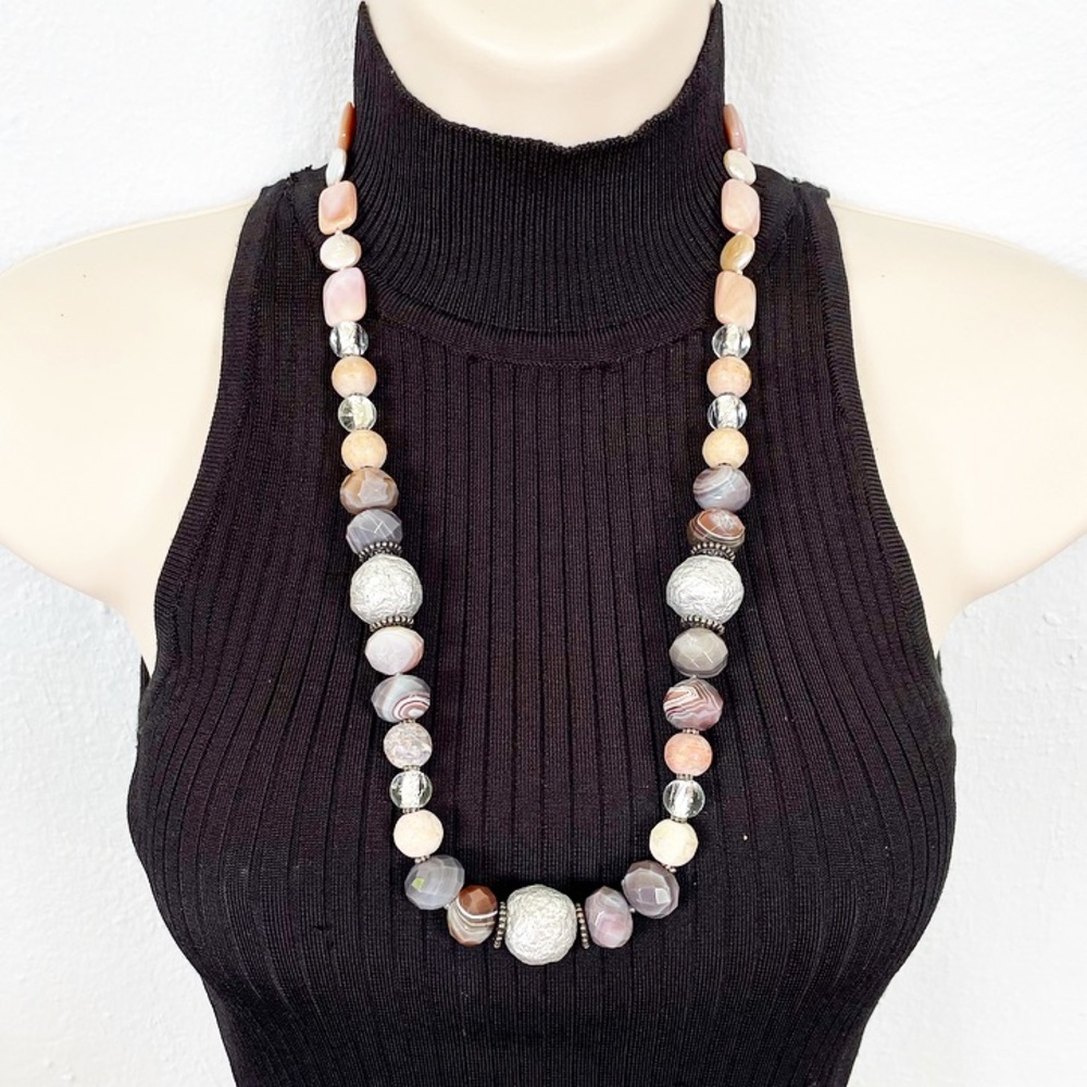 Vintage purple beaded long polished stone necklace